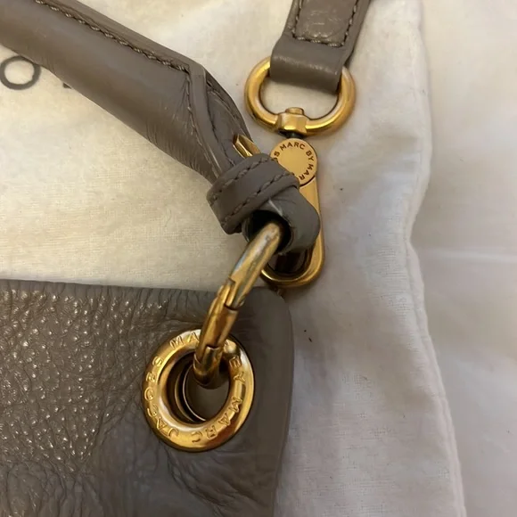 Marc by Marc Jacobs - Classic Q Hillier Hobo - Picture 5 of 14